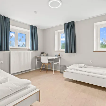 Lenger Schoul Nyaraló *